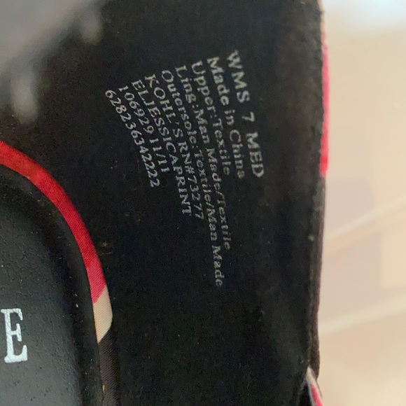 🎓$10/CollegeBlowoutSale!📚-Regularly$15
Elle- satin butterfly wedges - Picture 9 of 9